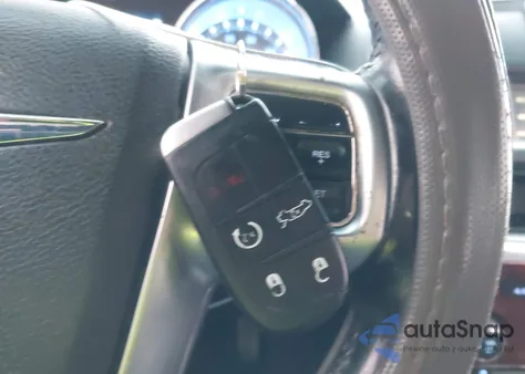 2012 Chrysler 300 from USA, damaged, VIN 2C3CCAAG3CH107540